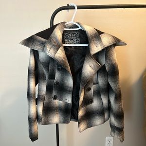 Woman’s Winter plaid Jacket